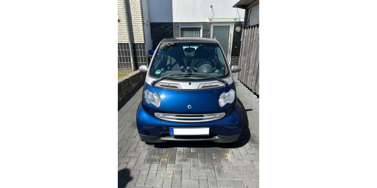Smart ForTwo 108.930 km 2.600 &euro; Mönchengladbach 41199