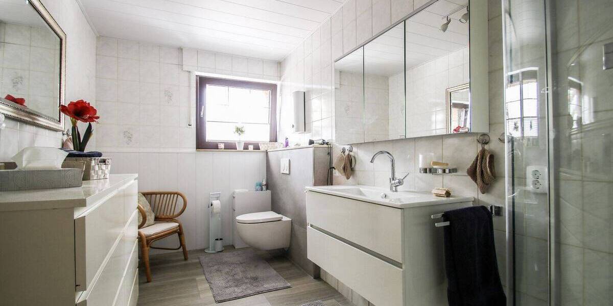 Mehrfamilienhaus, Wohnhaus Korschenbroich Steinhausen - 6 Zimmer, 195 m&sup2;, 569.000&euro; | Angebot:26657349