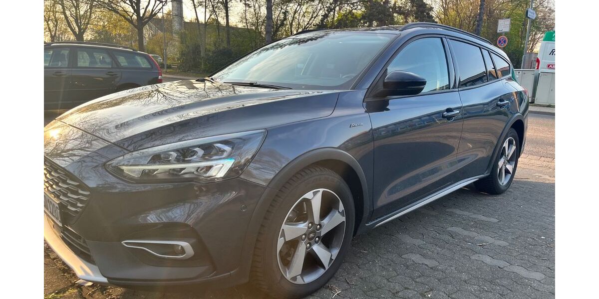 Ford Focus 61.000 km 17.500 &euro; Kaarst 41564