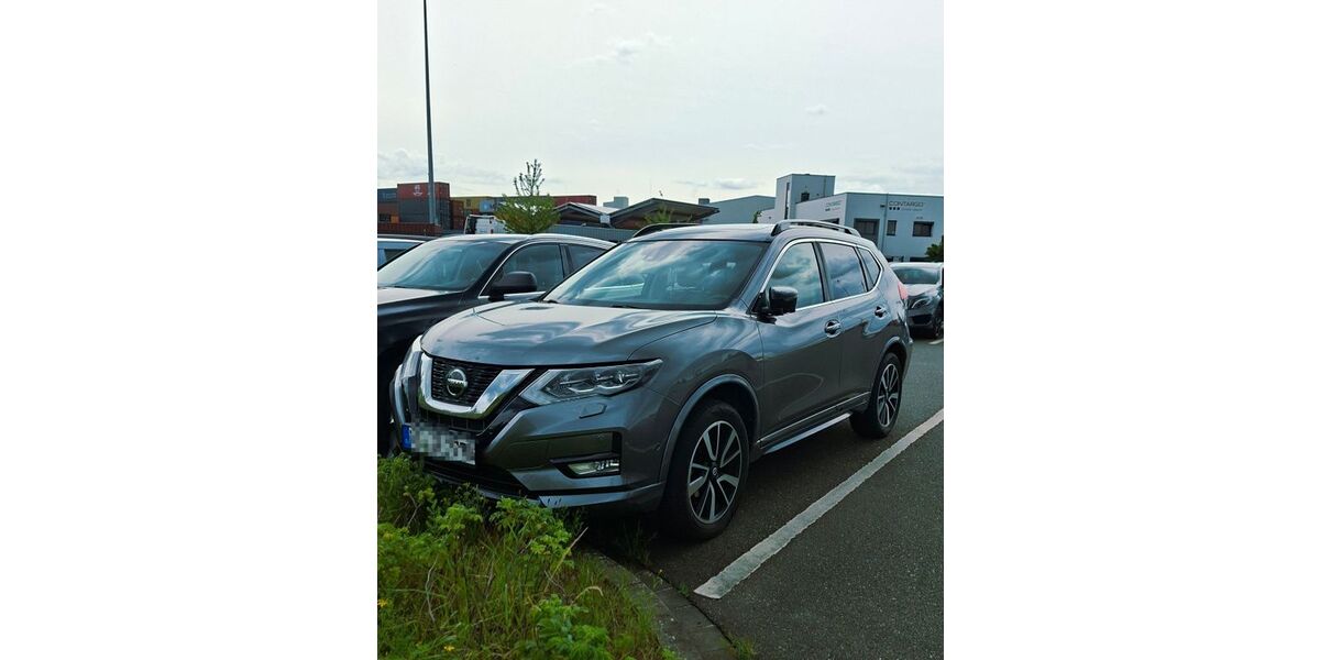Nissan X-Trail 64.400 km 17.900 &euro; Neuss 41462