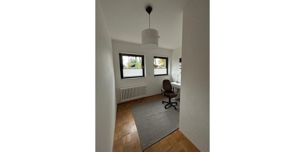 Erdgeschoßwohnung Viersen Hülsdonk - 2 Zimmer, 80 m&sup2;, 1.200&euro; | Angebot:26612539