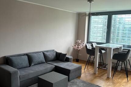 Wohnung Düsseldorf Heerdt - 1 Zimmer, 40 m&sup2;, 1.429&euro; | Angebot:26534217