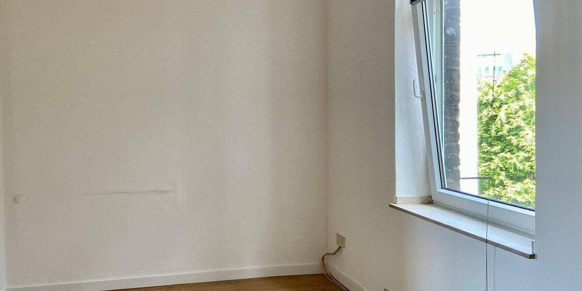 Etagenwohnung Düsseldorf Lörick - 3 Zimmer, 70 m&sup2;, 840&euro; | Angebot:26915493