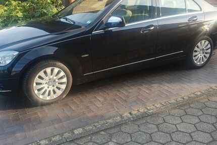 Mercedes-Benz 200 130.000 km 10.300 &euro; Nettetal 41334