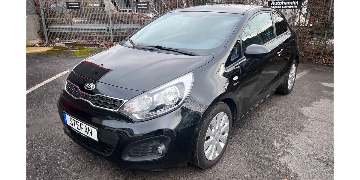 Kia Rio 141.700 km 5.600 &euro; Neuss 41472