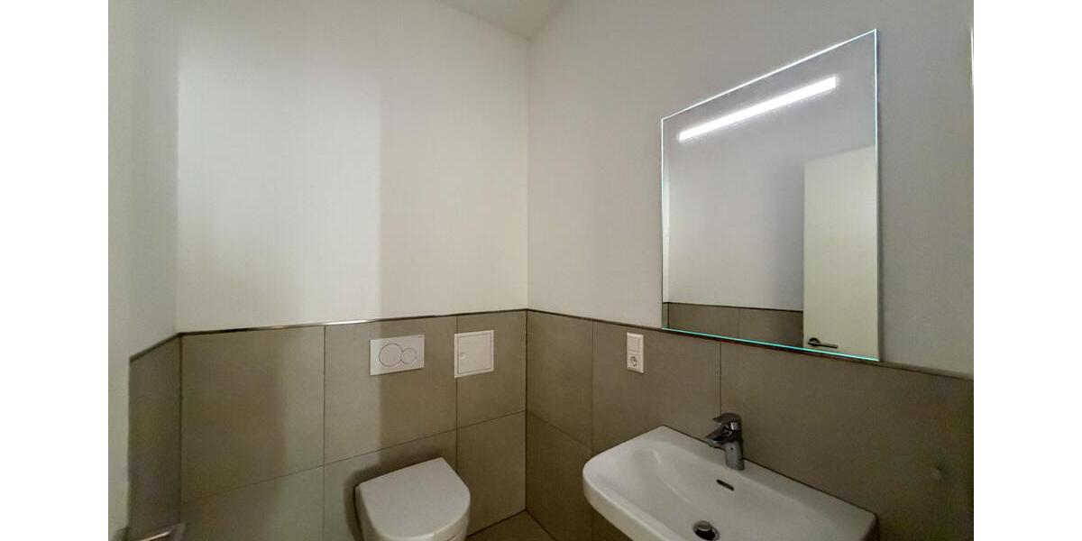 Erdgeschoßwohnung Wegberg - 5 Zimmer, 149 m&sup2;, 1.500&euro; | Angebot:26286335