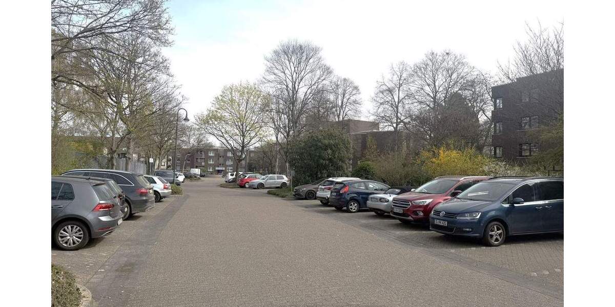 Etagenwohnung Düsseldorf Düsseltal - 2 Zimmer, 74 m&sup2;, 875&euro; | Angebot:25999587