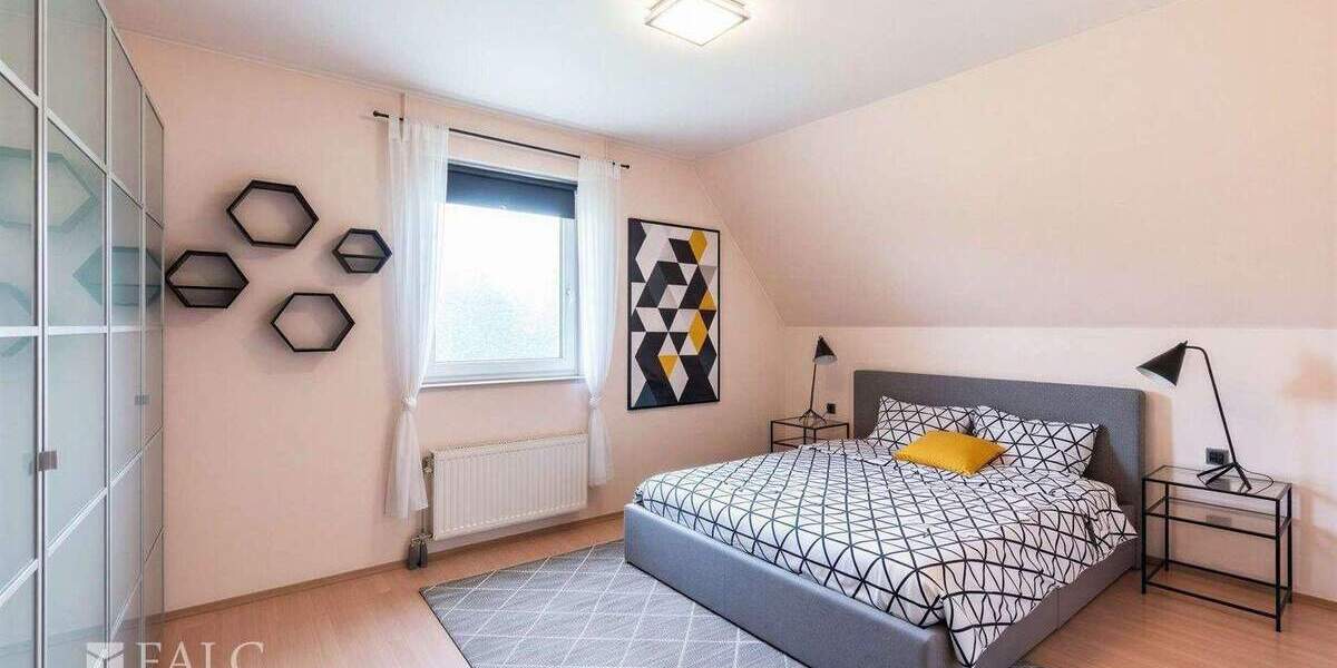 Mehrfamilienhaus, Wohnhaus Brüggen - 5 Zimmer, 115 m&sup2;, 339.900&euro; | Angebot:25779316