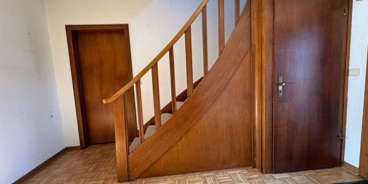 Einfamilienhaus Mönchengladbach Wickrathberg - 7 Zimmer, 159 m&sup2;, 449.000&euro; | Angebot:25796281