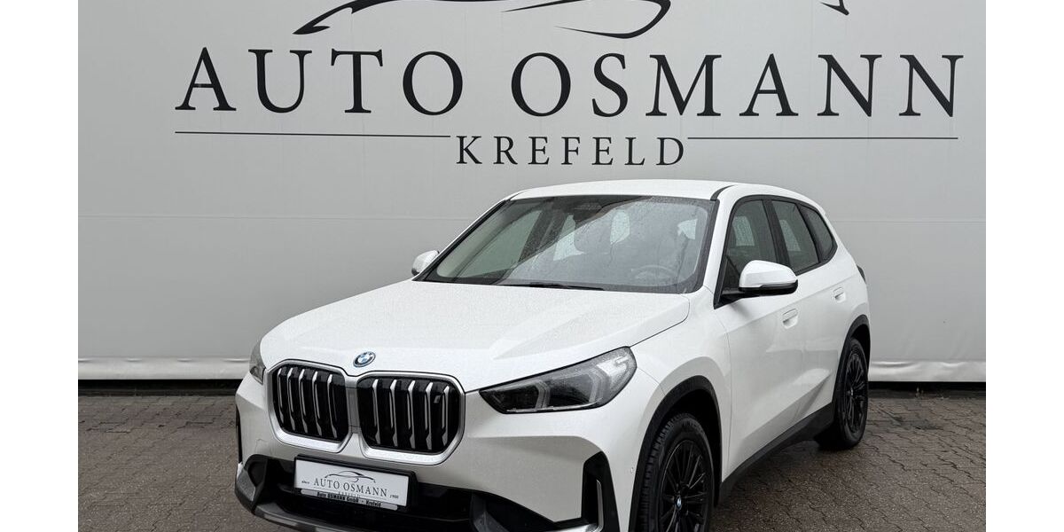 BMW iX1 52.720 km 29.950 &euro; Krefeld 47805