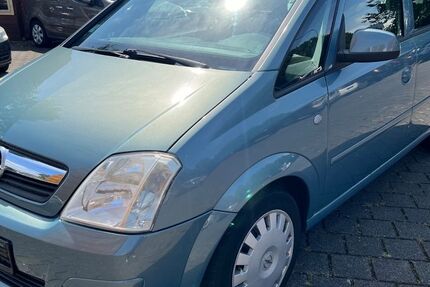 Opel Meriva 99.000 km 2.499 &euro; Neuss 41462