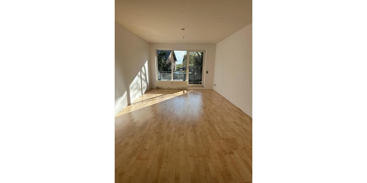 Etagenwohnung Neuss Gnadental - 2 Zimmer, 67 m&sup2;, 1.249&euro; | Angebot:25929426