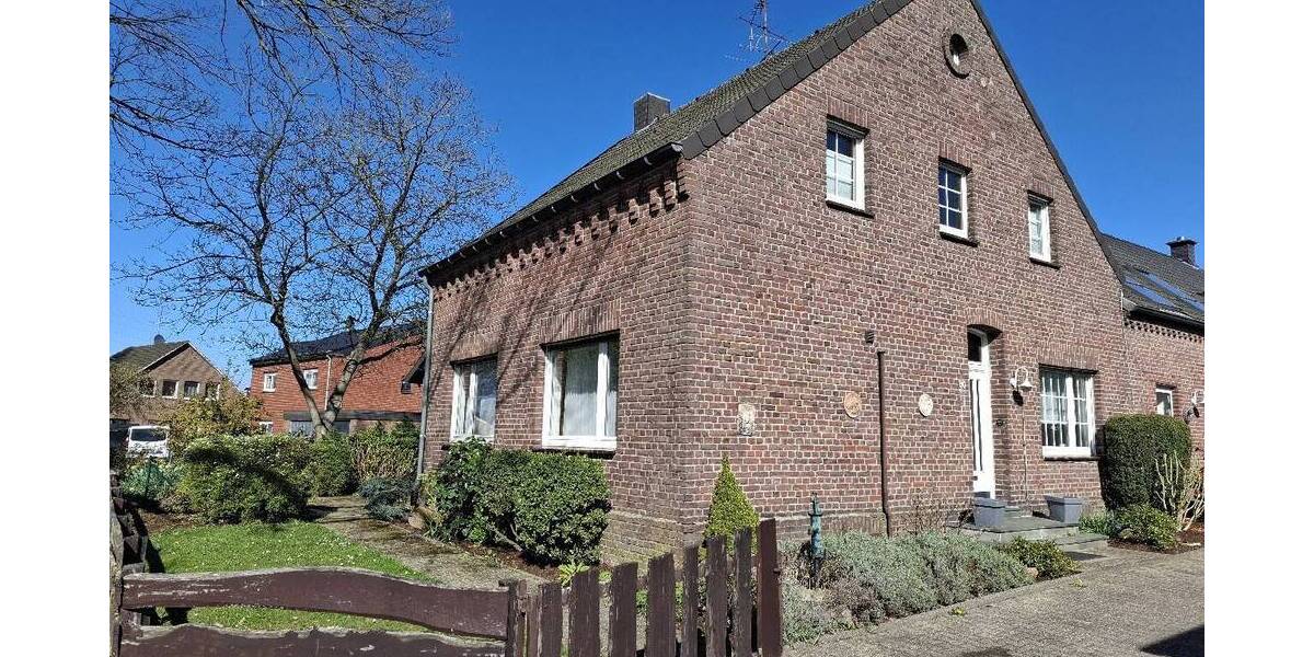 Doppelhaushälfte Nettetal Lobberich - 6 Zimmer, 145 m&sup2;, 980&euro; | Angebot:26596361
