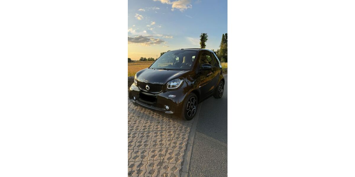 Smart ForTwo 50.500 km 11.900 &euro; Düsseldorf 40547