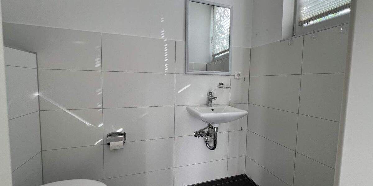 Reihenmittelhaus Wegberg-Harbeck Harbeck - 3 Zimmer, 126 m&sup2;, 359.000&euro; | Angebot:25822267