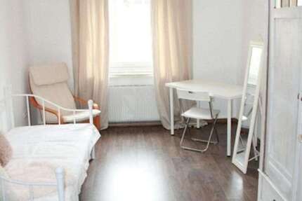 Zimmer Düsseldorf Wersten - 590&euro; | Angebot:26659549