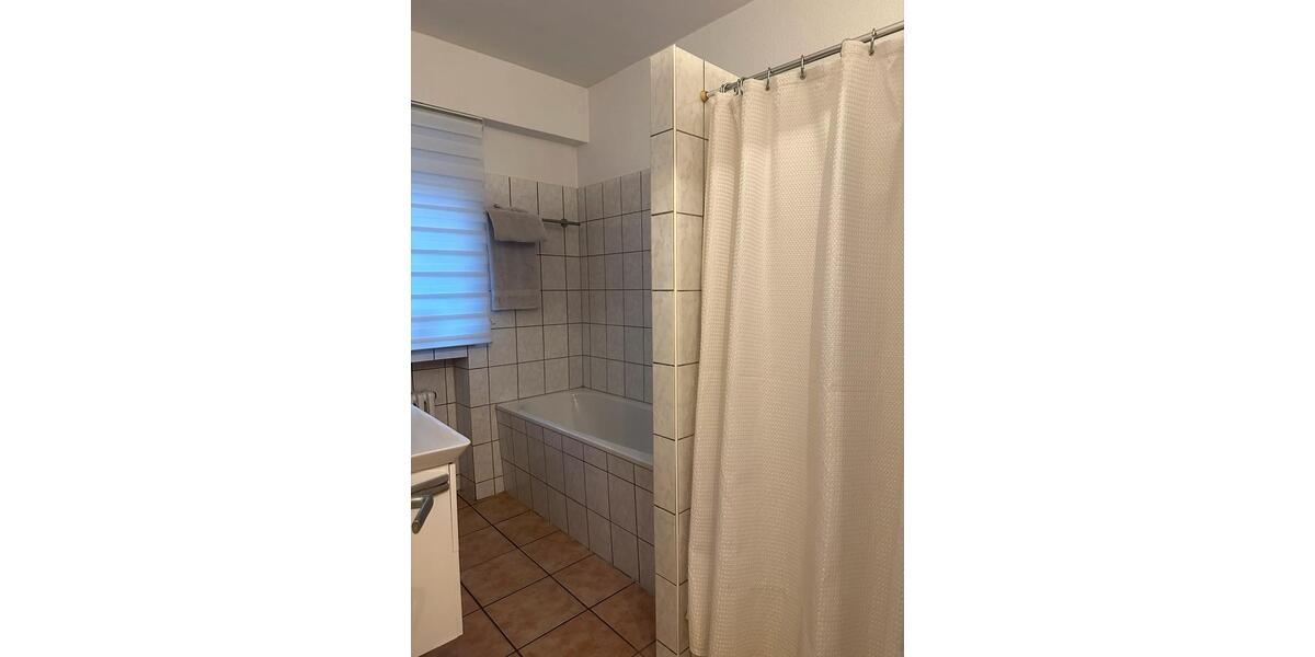 Etagenwohnung Krefeld Cracau - 1 Zimmer, 47 m&sup2;, 500&euro; | Angebot:25264811