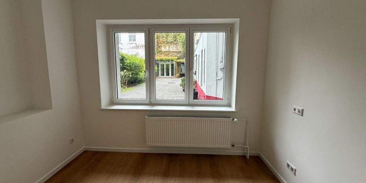 Etagenwohnung Düsseldorf Pempelfort - 3 Zimmer, 42 m&sup2;, 235.000&euro; | Angebot:25683345