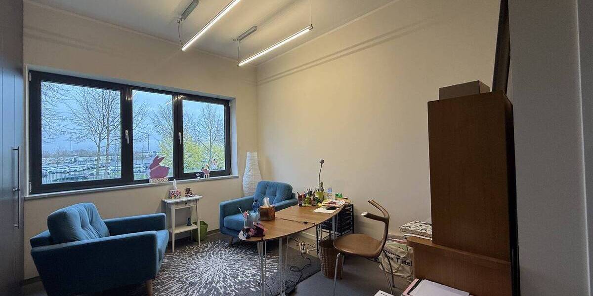 Gewerbeobjekt Kempen - 8 Zimmer, 240 m&sup2;, 2.200&euro; | Angebot:26568483