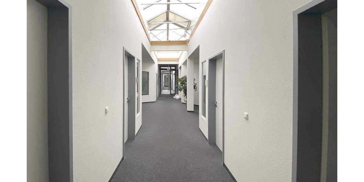 Gewerbeobjekt Mönchengladbach Rheindahlen - 1.700.000&euro; | Angebot:25699522