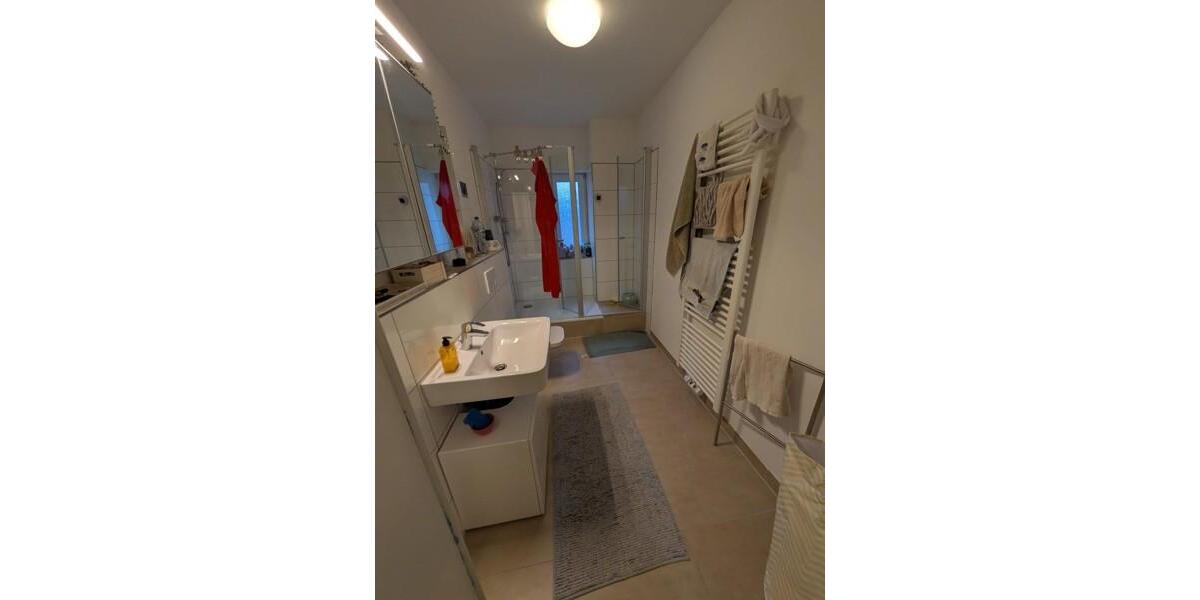 Etagenwohnung Düsseldorf Flingern Süd - 3 Zimmer, 82 m&sup2;, 979&euro; | Angebot:24723634