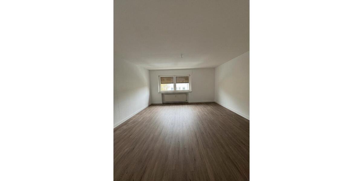 Etagenwohnung Kamp-Lintfort Lintfort - 4 Zimmer, 130 m&sup2;, 1.560&euro; | Angebot:25944923