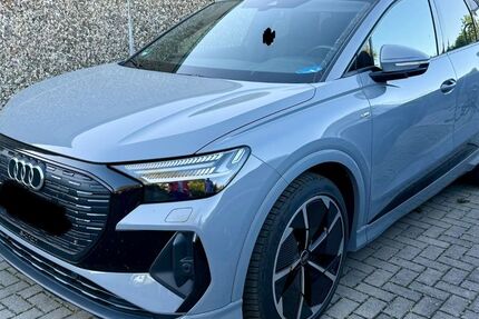 Audi Q4 e-tron 64.500 km 33.197 &euro; Mönchengladbach 41238