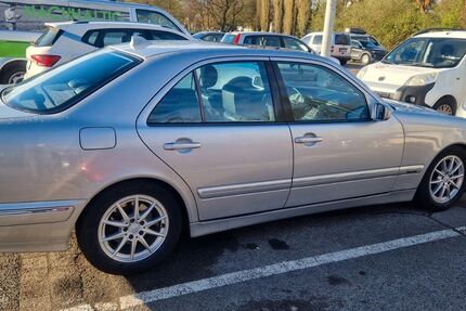 Mercedes-Benz E 320 297.000 km 4.500 &euro; Schwalmtal 41366