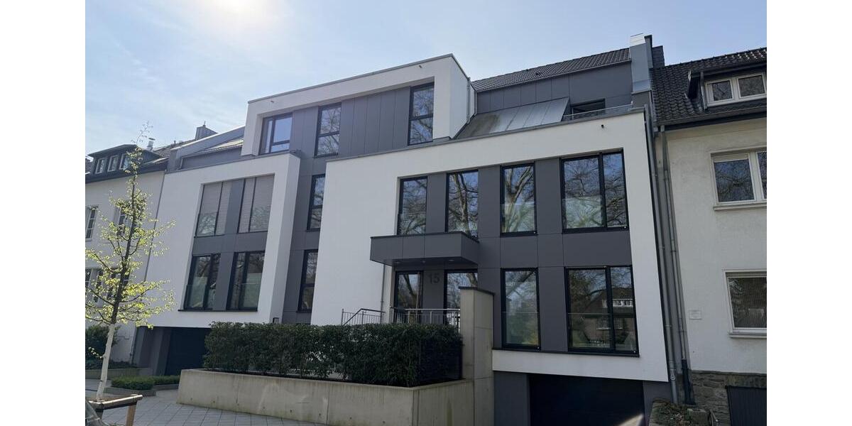 Etagenwohnung Mönchengladbach Nord - 3 Zimmer, 114 m&sup2;, 1.600&euro; | Angebot:25859709