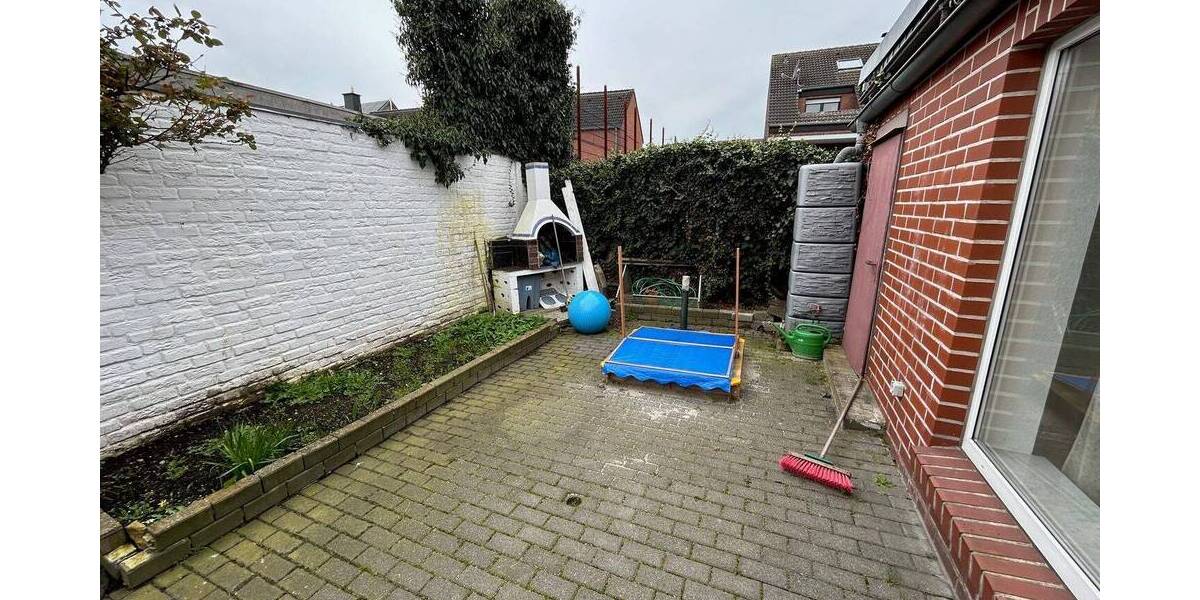 Mehrfamilienhaus, Wohnhaus Nettetal Lobberich - 8 Zimmer, 230 m&sup2;, 399.000&euro; | Angebot:25774968