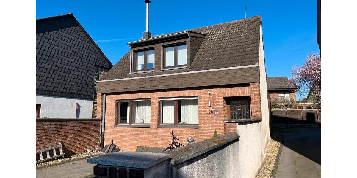 Einfamilienhaus Neuss Holzheim - 4 Zimmer, 114 m&sup2;, 380.000&euro; | Angebot:25976047