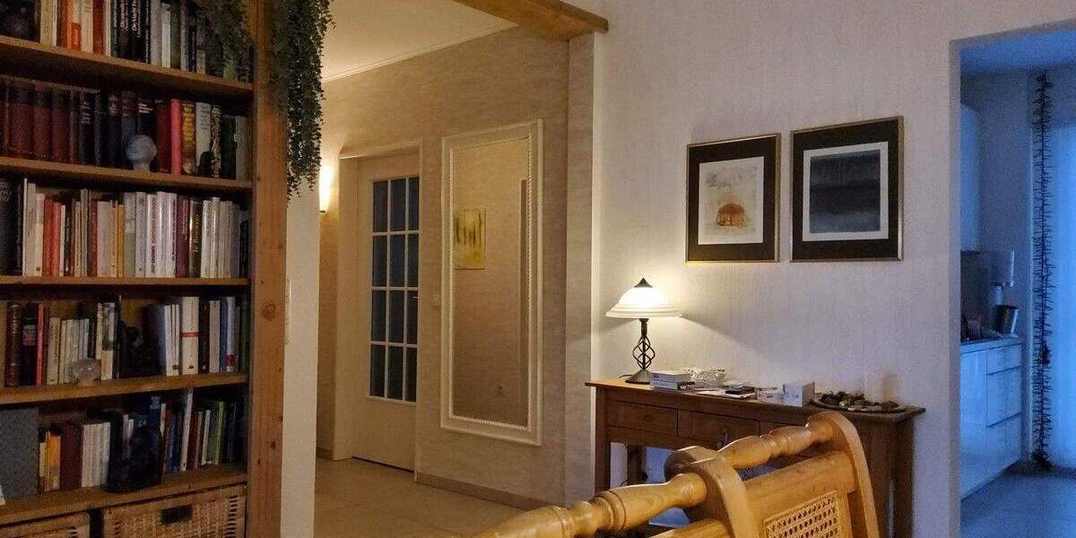 Etagenwohnung Mönchengladbach Rheydt - 3 Zimmer, 93 m&sup2;, 253.000&euro; | Angebot:25728346