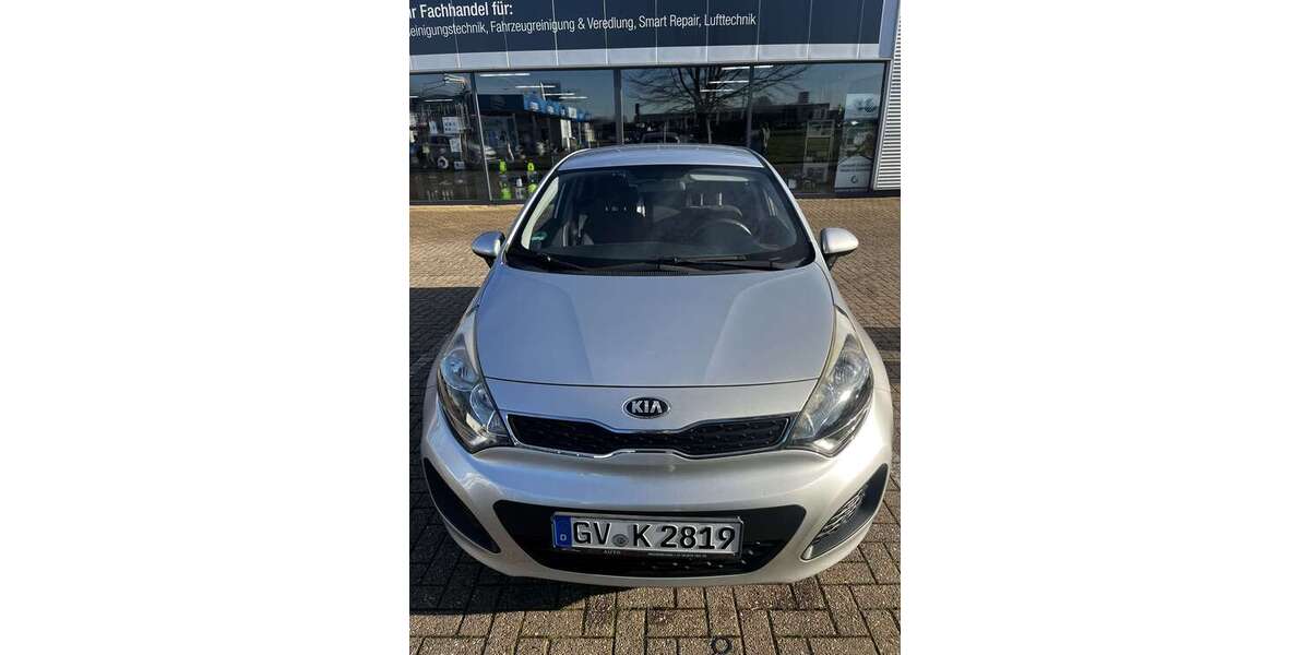 Kia Rio 98.500 km 5.650 &euro; Wegberg 41844