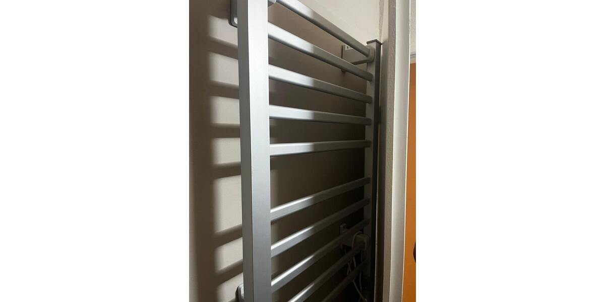 Etagenwohnung Düsseldorf Lörick - 1 Zimmer, 27 m&sup2;, 900&euro; | Angebot:25963999