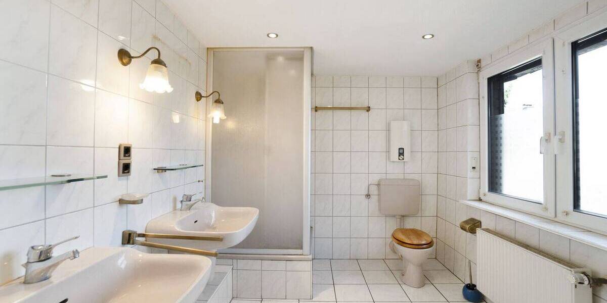 Doppelhaushälfte Neuss Holzheim - 6 Zimmer, 157 m&sup2;, 442.000&euro; | Angebot:26758896