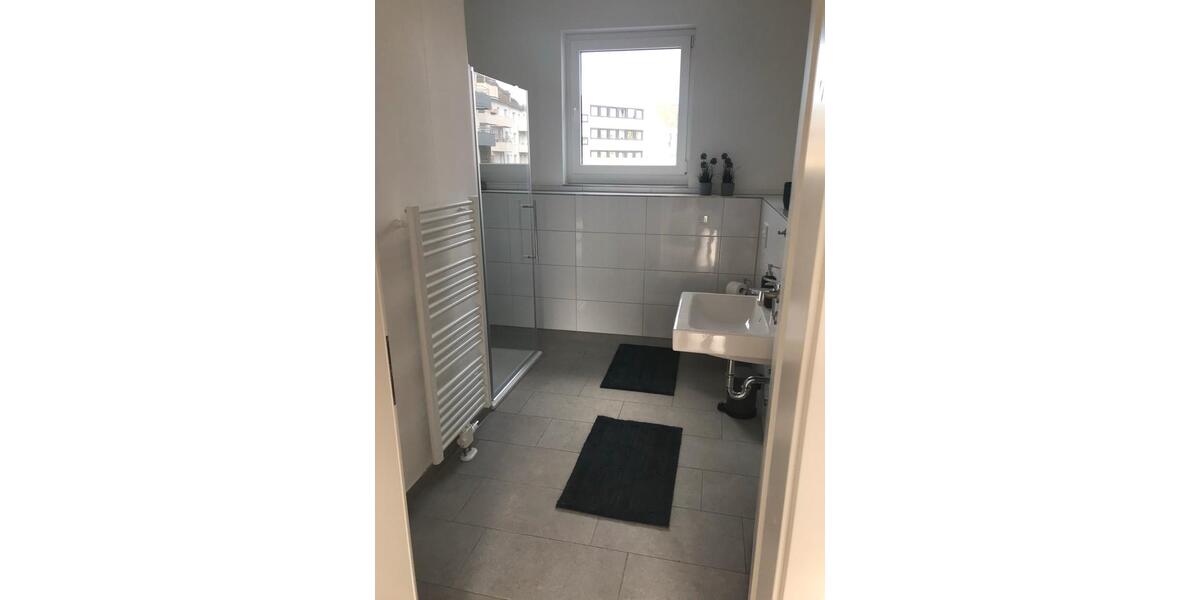 Etagenwohnung Düsseldorf Stadtbezirk 3 - 2 Zimmer, 68 m&sup2;, 1.500&euro; | Angebot:26031744