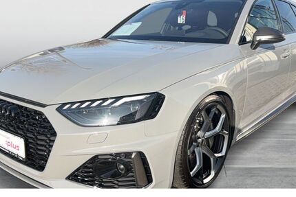 Audi RS4 9.311 km 97.480 &euro; Mönchengladbach 41066