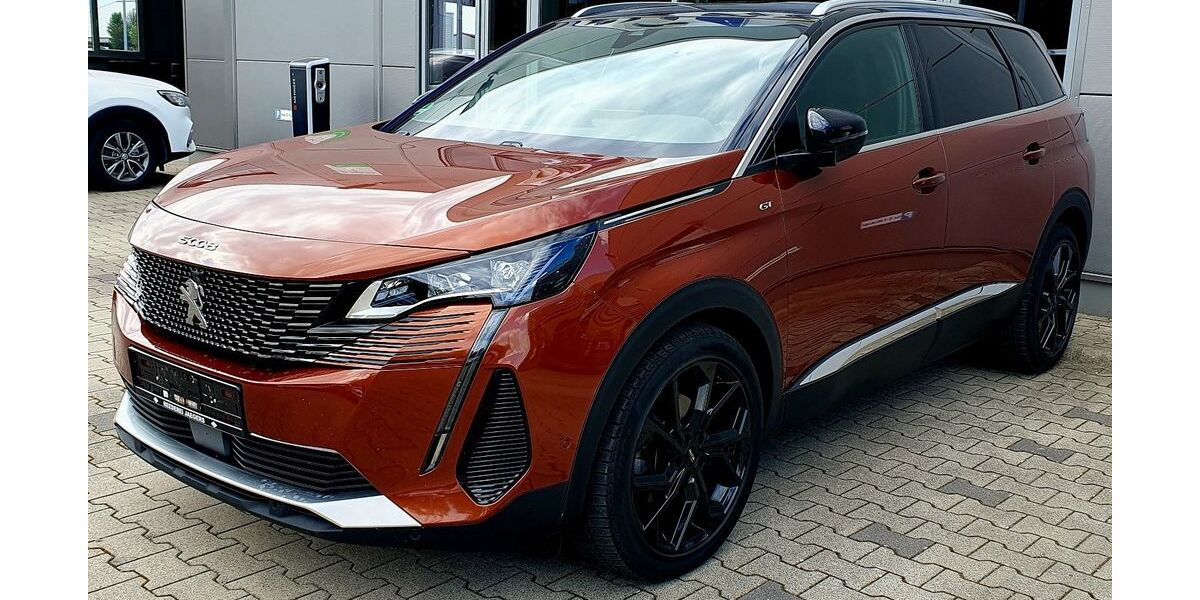 Peugeot 5008 99.868 km 23.510 &euro; Wachtendonk 47669