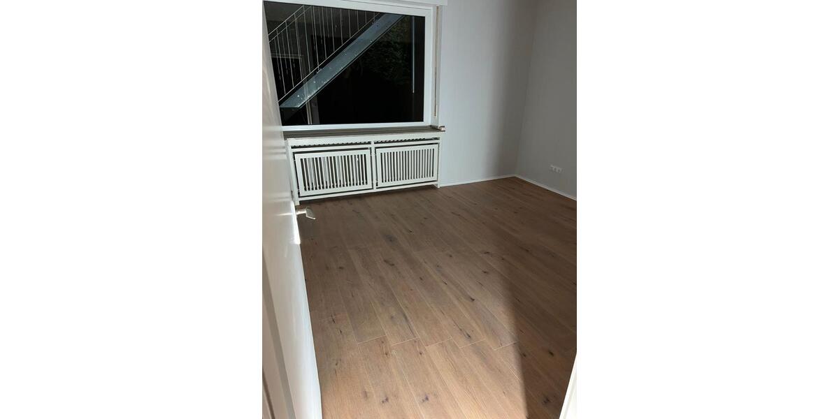 Erdgeschoßwohnung Heinsberg - 4 Zimmer, 120 m&sup2;, 1.100&euro; | Angebot:26610428