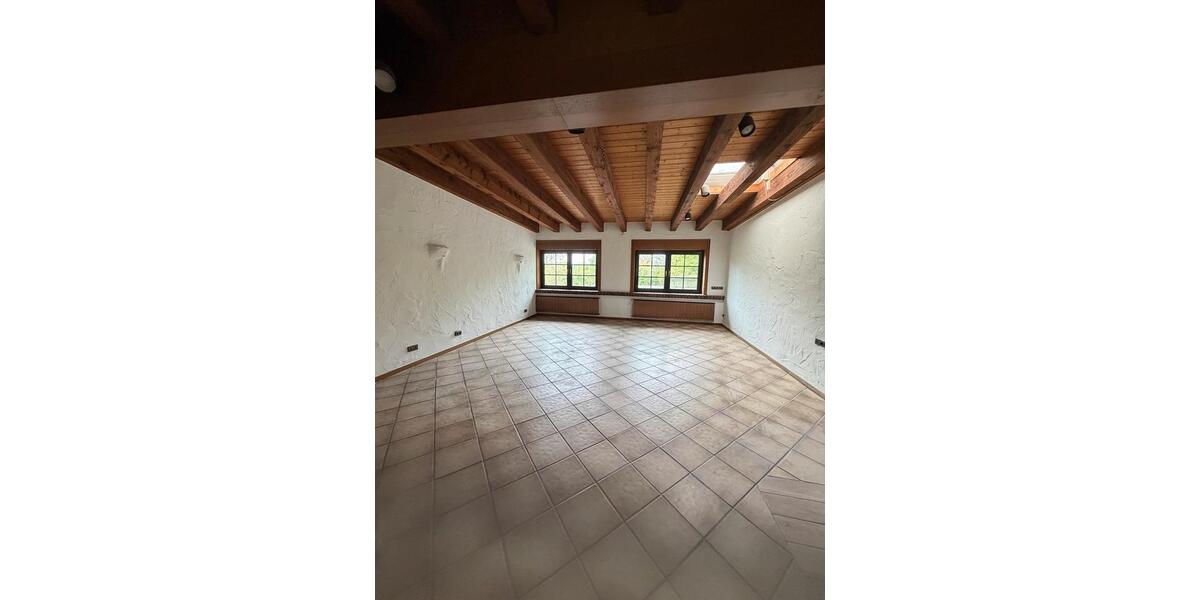 Etagenwohnung Viersen - 3 Zimmer, 110 m&sup2;, 1.000&euro; | Angebot:26640750