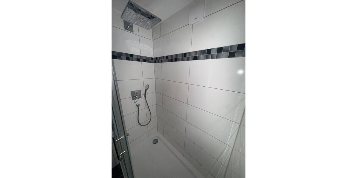 Dachgeschoßwohnung Krefeld Benrad - 2 Zimmer, 60 m&sup2;, 725&euro; | Angebot:26030039