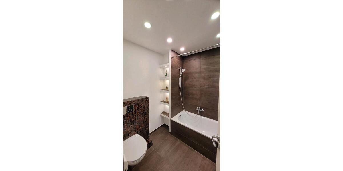 Dachgeschoßwohnung Düsseldorf Stadtbezirk 3 - 3 Zimmer, 69 m&sup2;, 299.000&euro; | Angebot:26086101