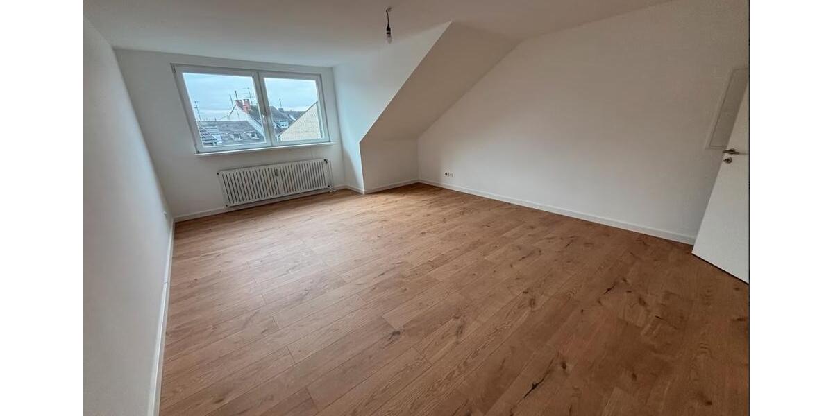Dachgeschoßwohnung Düsseldorf Lörick - 2 Zimmer, 67 m&sup2;, 995&euro; | Angebot:25844812