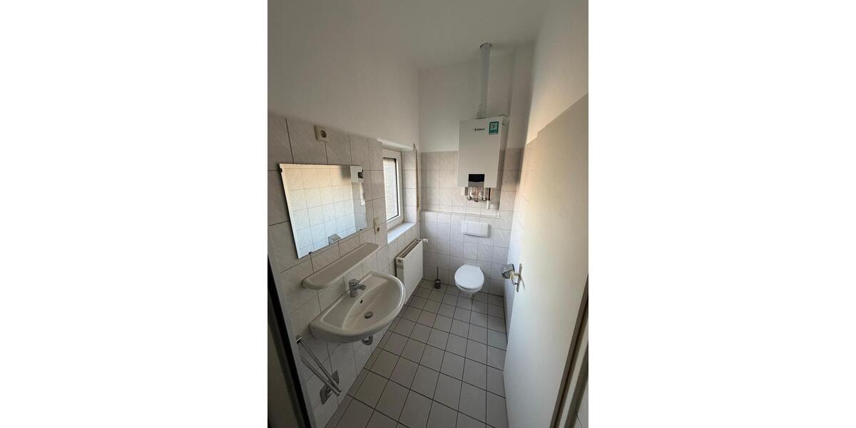 Etagenwohnung Nettetal - 1 Zimmer, 22 m&sup2;, 170&euro; | Angebot:25837274