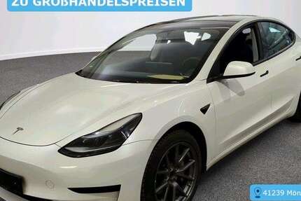 Tesla Model 3 79.691 km 24.395 &euro; Krefeld 47829