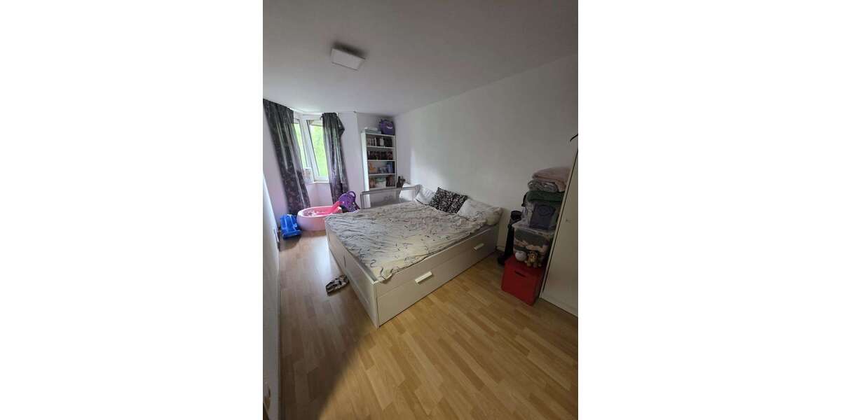 Etagenwohnung Krefeld Cracau - 3 Zimmer, 76 m&sup2;, 795&euro; | Angebot:26661206