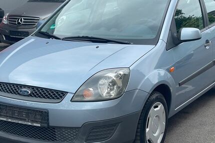 Ford Fiesta 154.700 km 3.499 &euro; Krefeld 47799