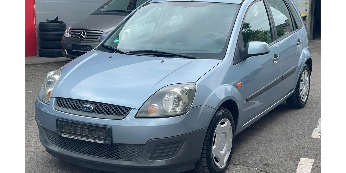 Ford Fiesta 154.700 km 3.499 &euro; Krefeld 47799