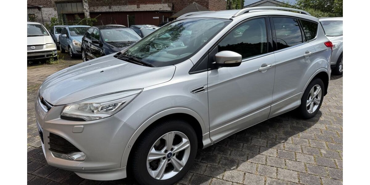 Ford Kuga 192.000 km 8.999 &euro; Neuss 41462