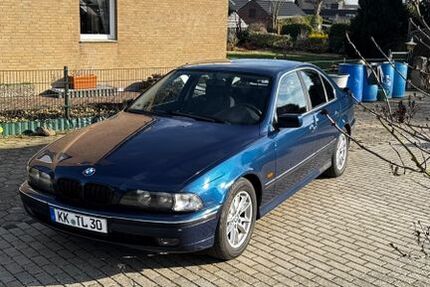 BMW 523 175.000 km 3.500 &euro; Viersen 41749